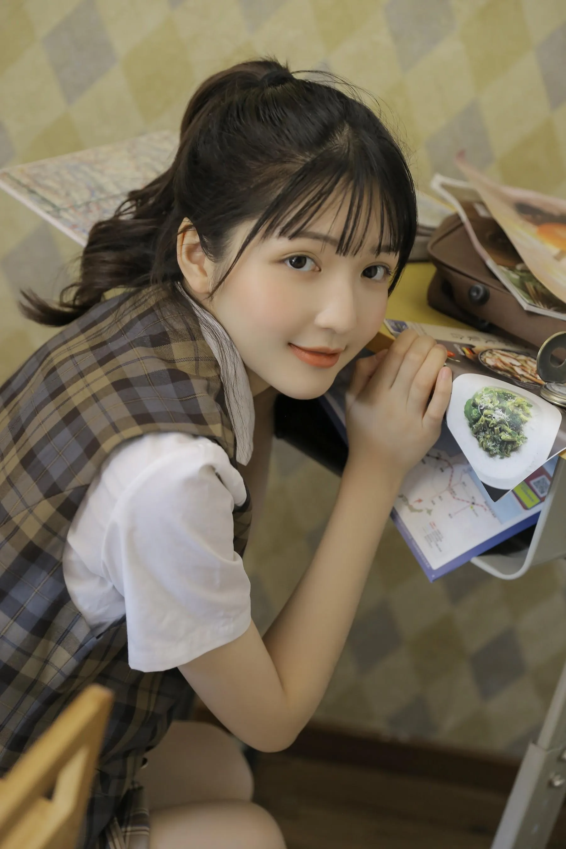 [艺图语] 2022.06.29 高校女生 金迪-Vivian [22P]插图9